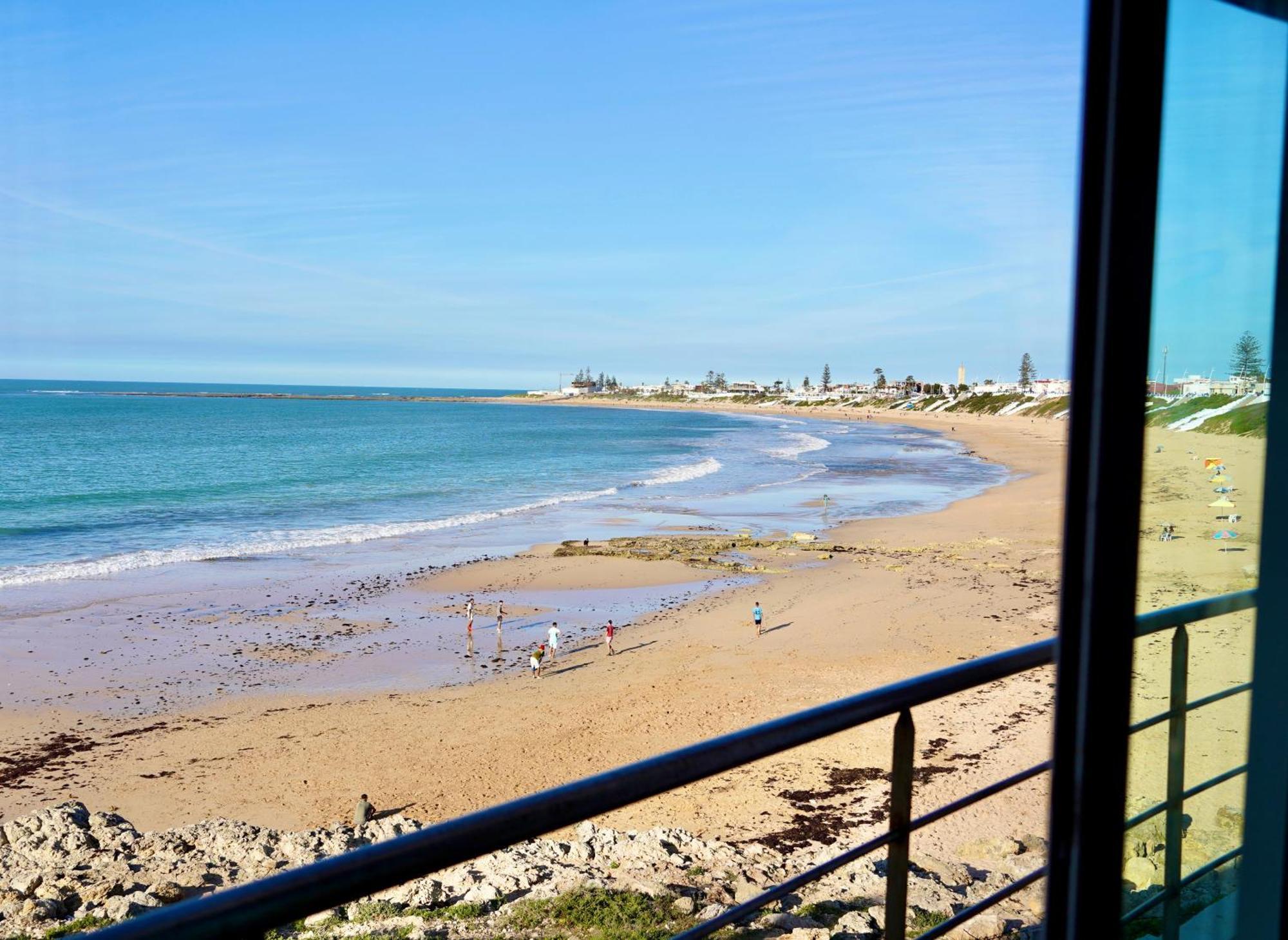 Splendid Beachfront Villa In Sidi Bouzid Beach With Pool Douar Ourlali 外观 照片